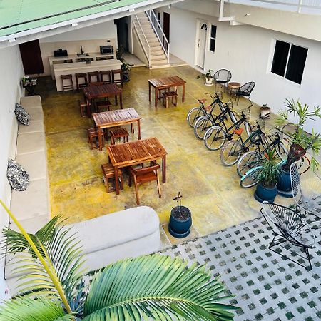 Freelance Hostel Tulum Esterno foto