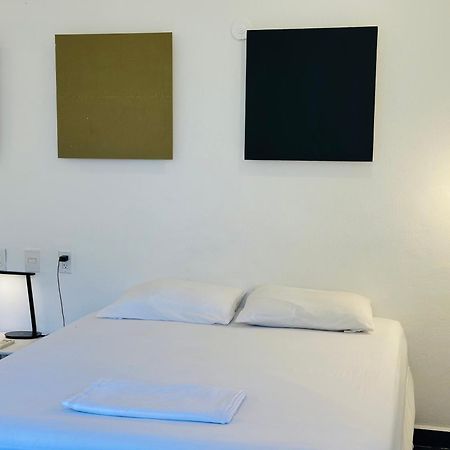 Freelance Hostel Tulum Esterno foto