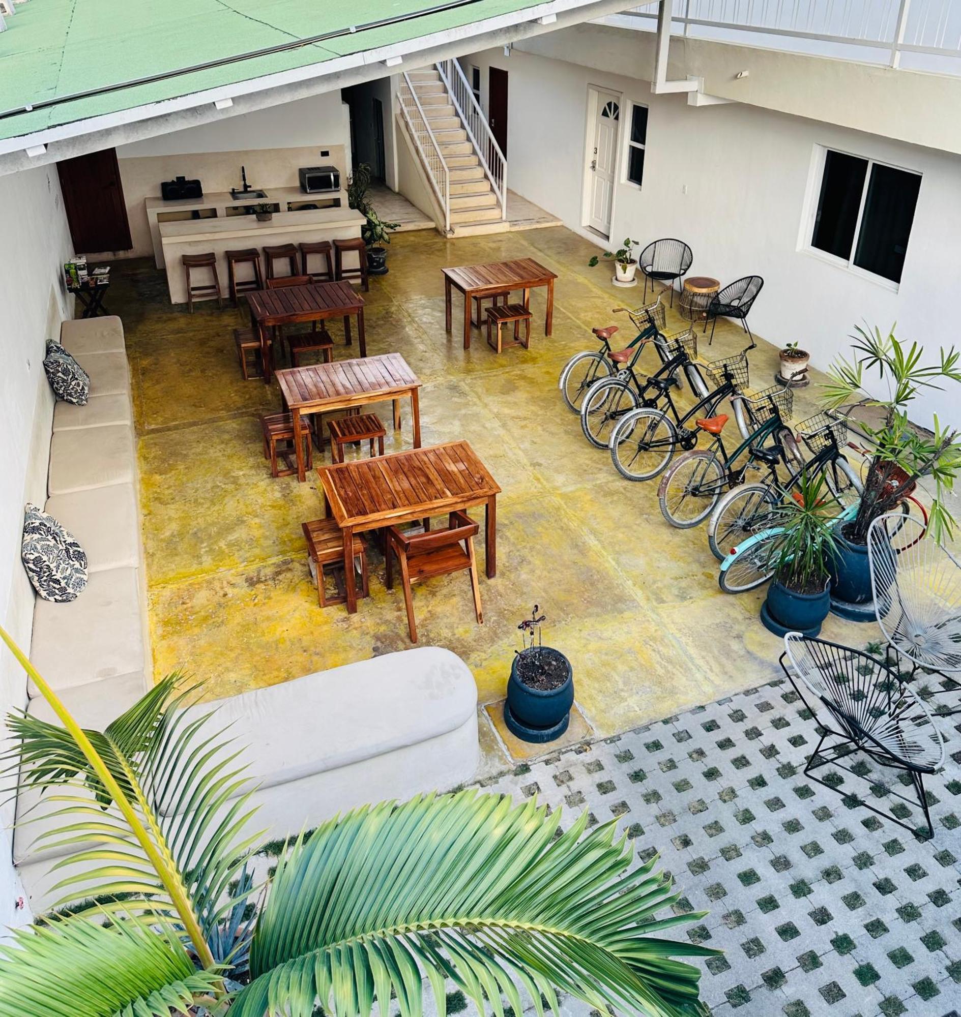 Freelance Hostel Tulum Esterno foto