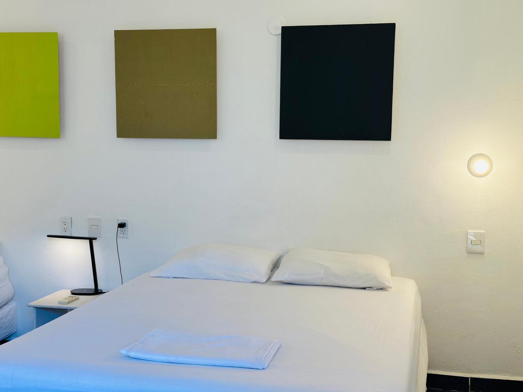 Freelance Hostel Tulum Esterno foto