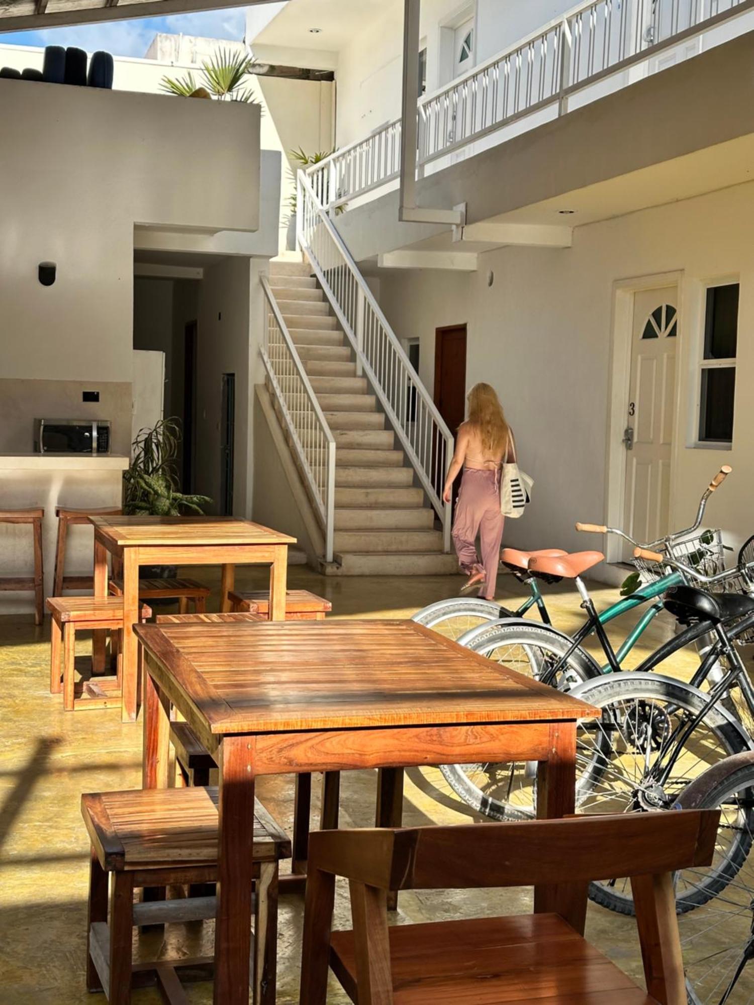 Freelance Hostel Tulum Esterno foto